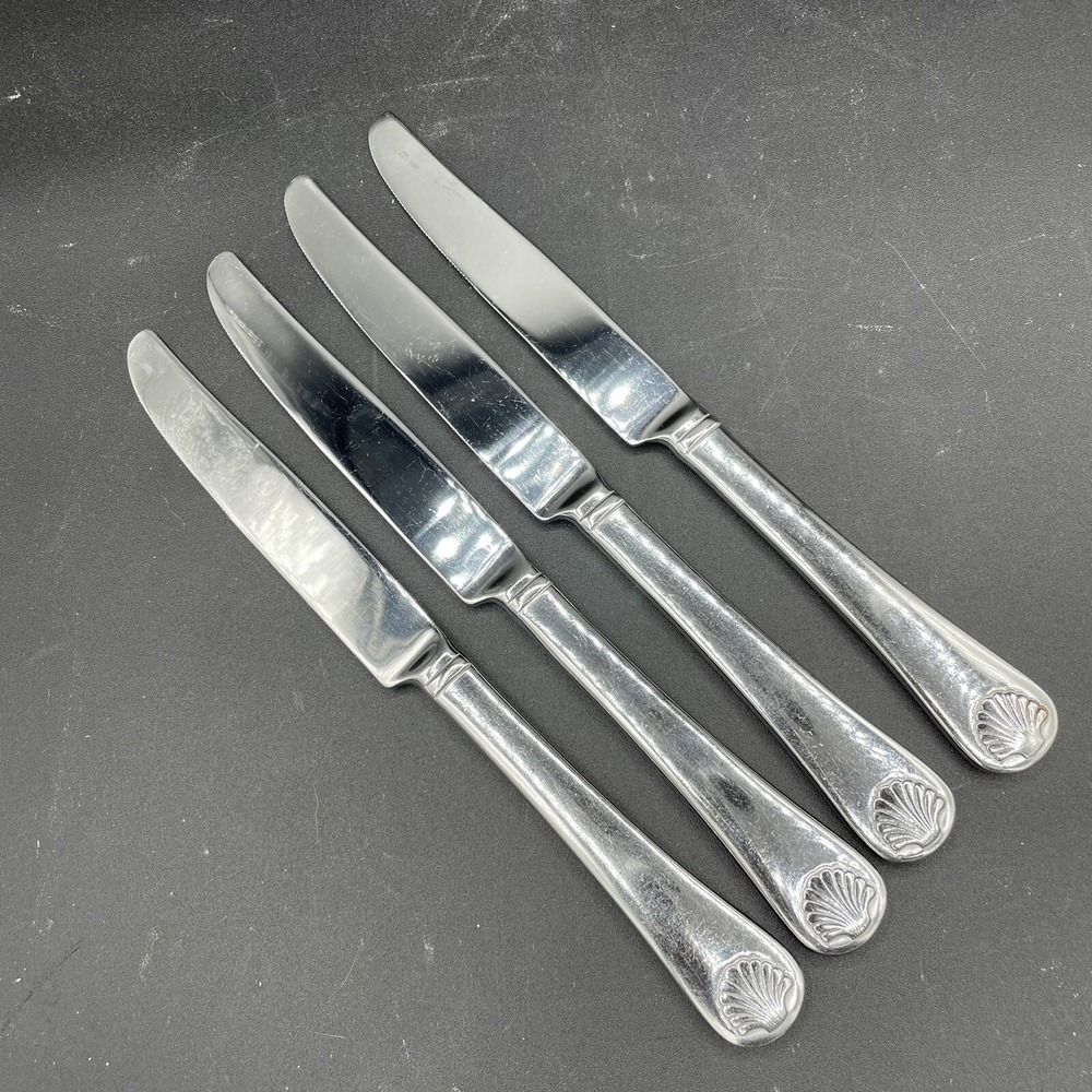 Reed & Barton Bayview Shell Stainless Set of 4 Dinner knives